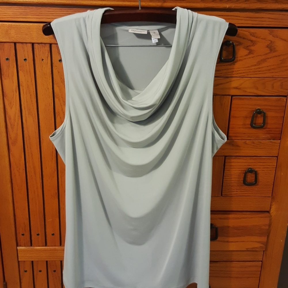 Chico's Easy wear sleeveless top